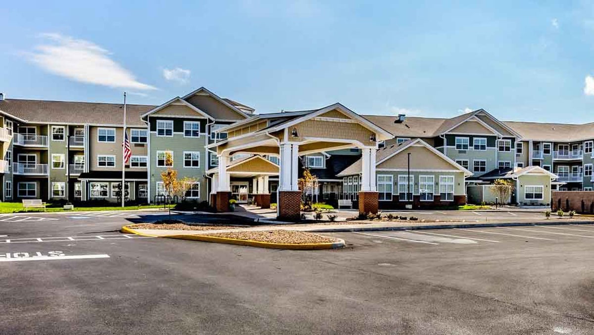 Exterior view of Capitol Ridge Gracious Retirement Living