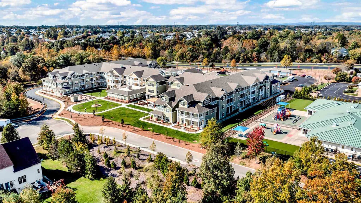 Exterior view of Capitol Ridge Gracious Retirement Living