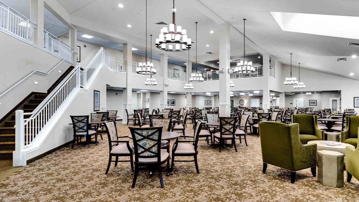 The dining room at Capitol Ridge set for mealtime