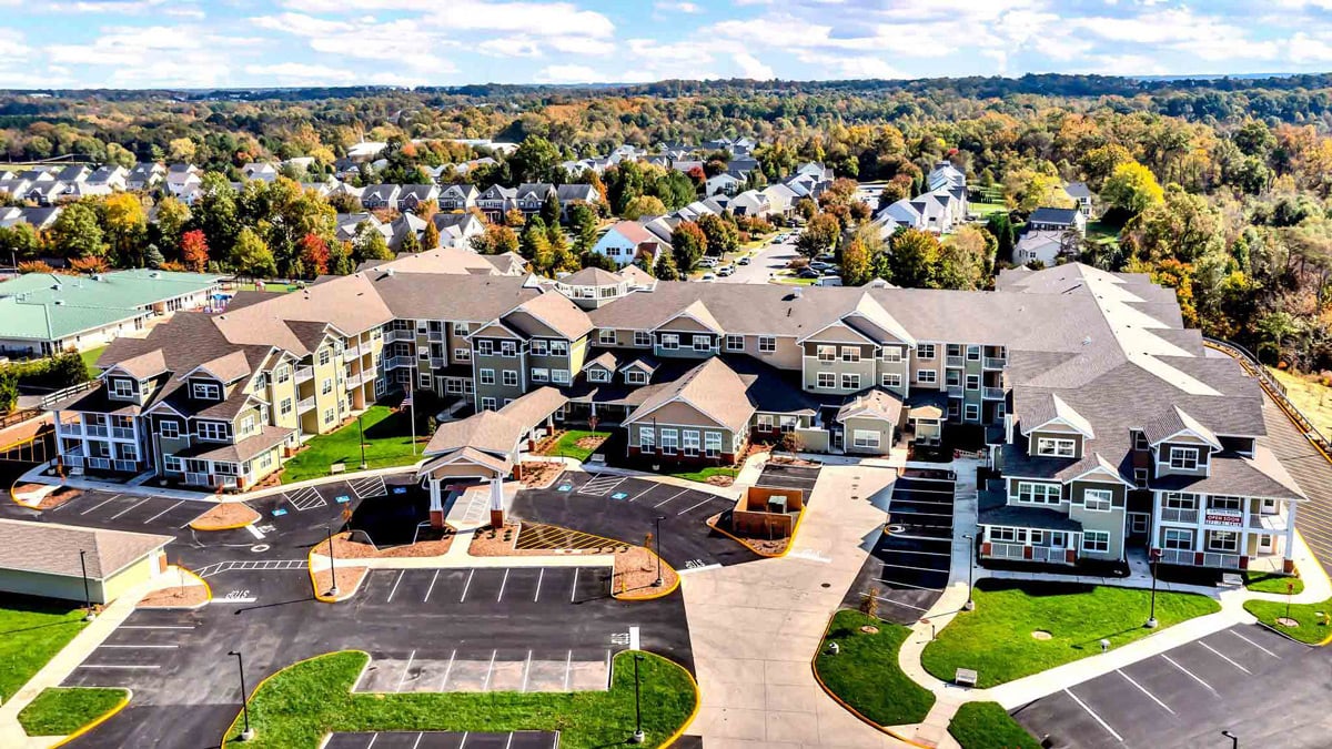 Exterior view of Capitol Ridge Gracious Retirement Living